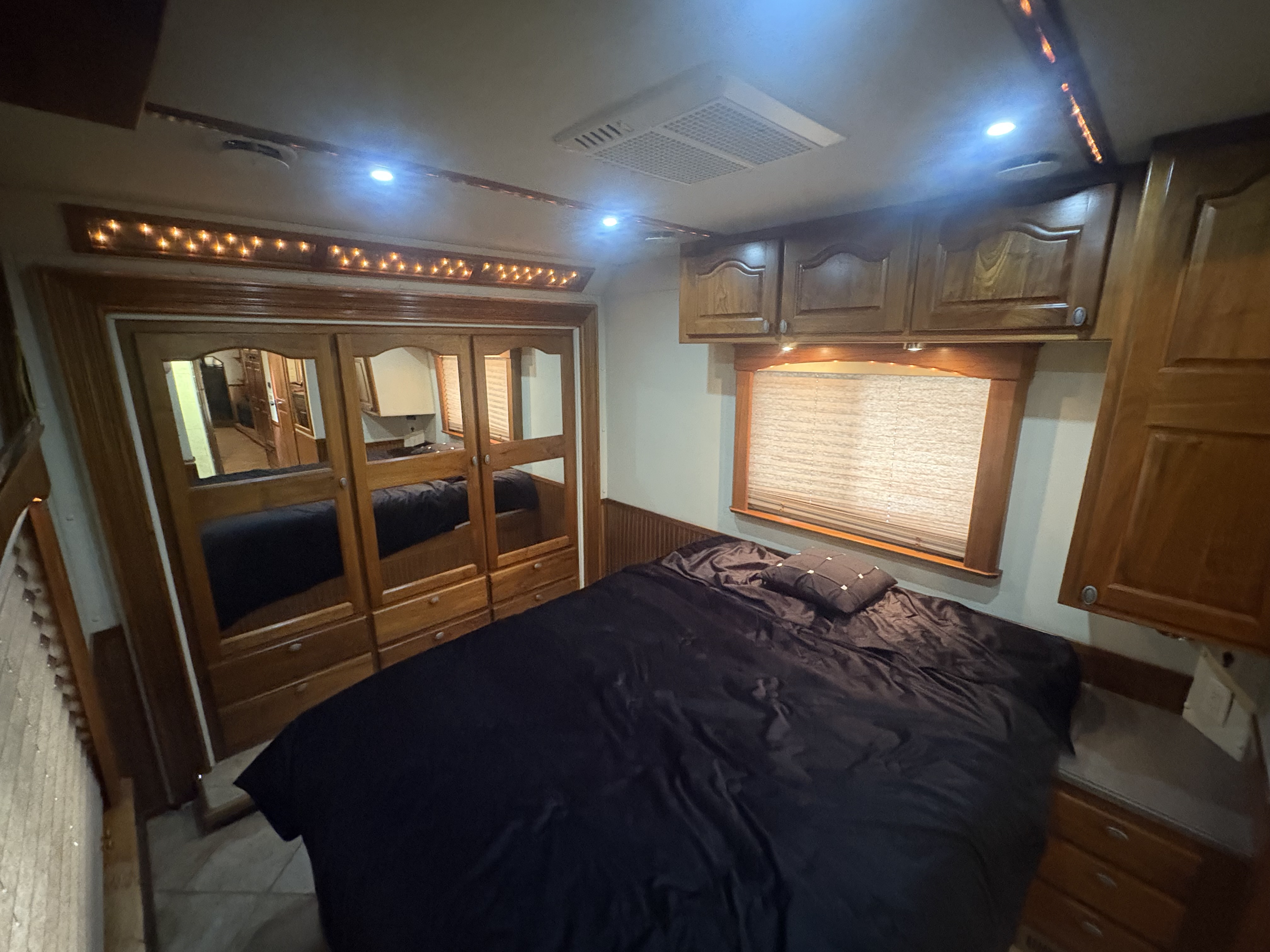 Used 2007 NRC 45' Motorcoach